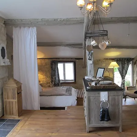Chambres D'hotes Le Bourdiel Bed and breakfast *